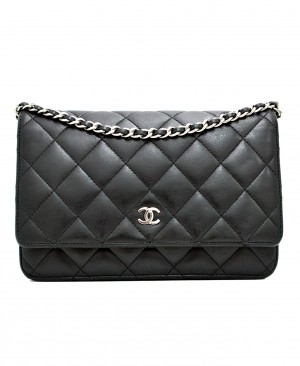 CHANEL Classic Wallet on Chain WOC CC200043